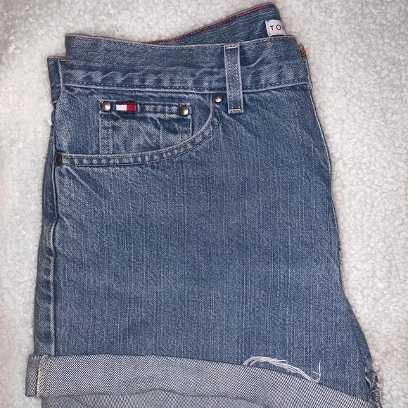 VINTAGE TOMMY HILFIGER JEAN SHORTS ✨ - Picture 6 of 6